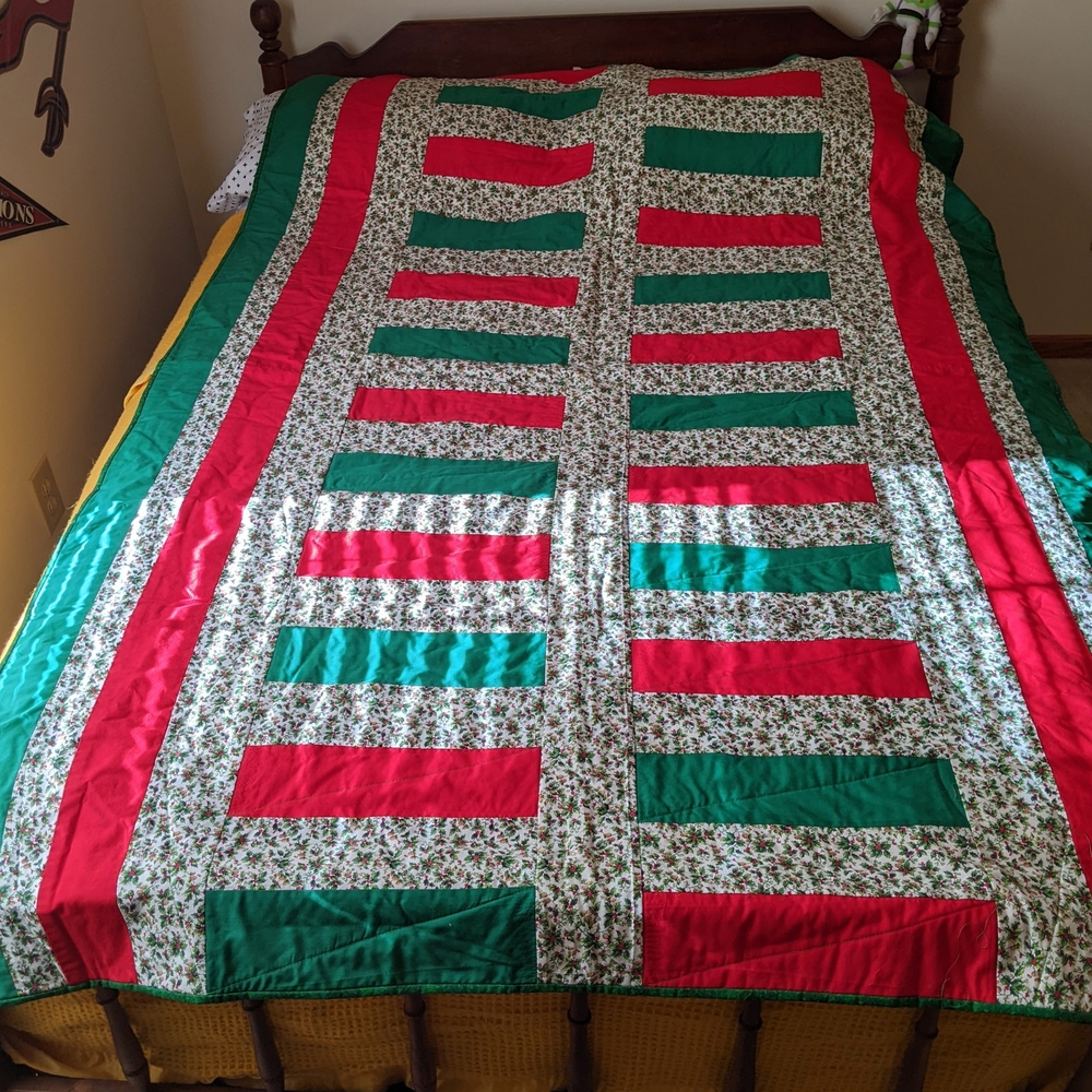Beautiful Handmade Christmas Quilt